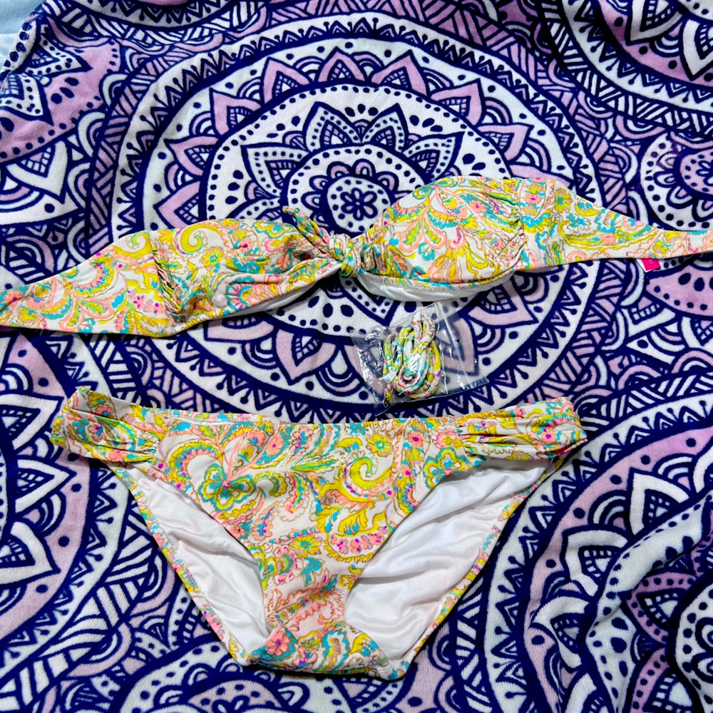 ⭐️ Victoria Secret’s Bikini- Boho Style⭐️